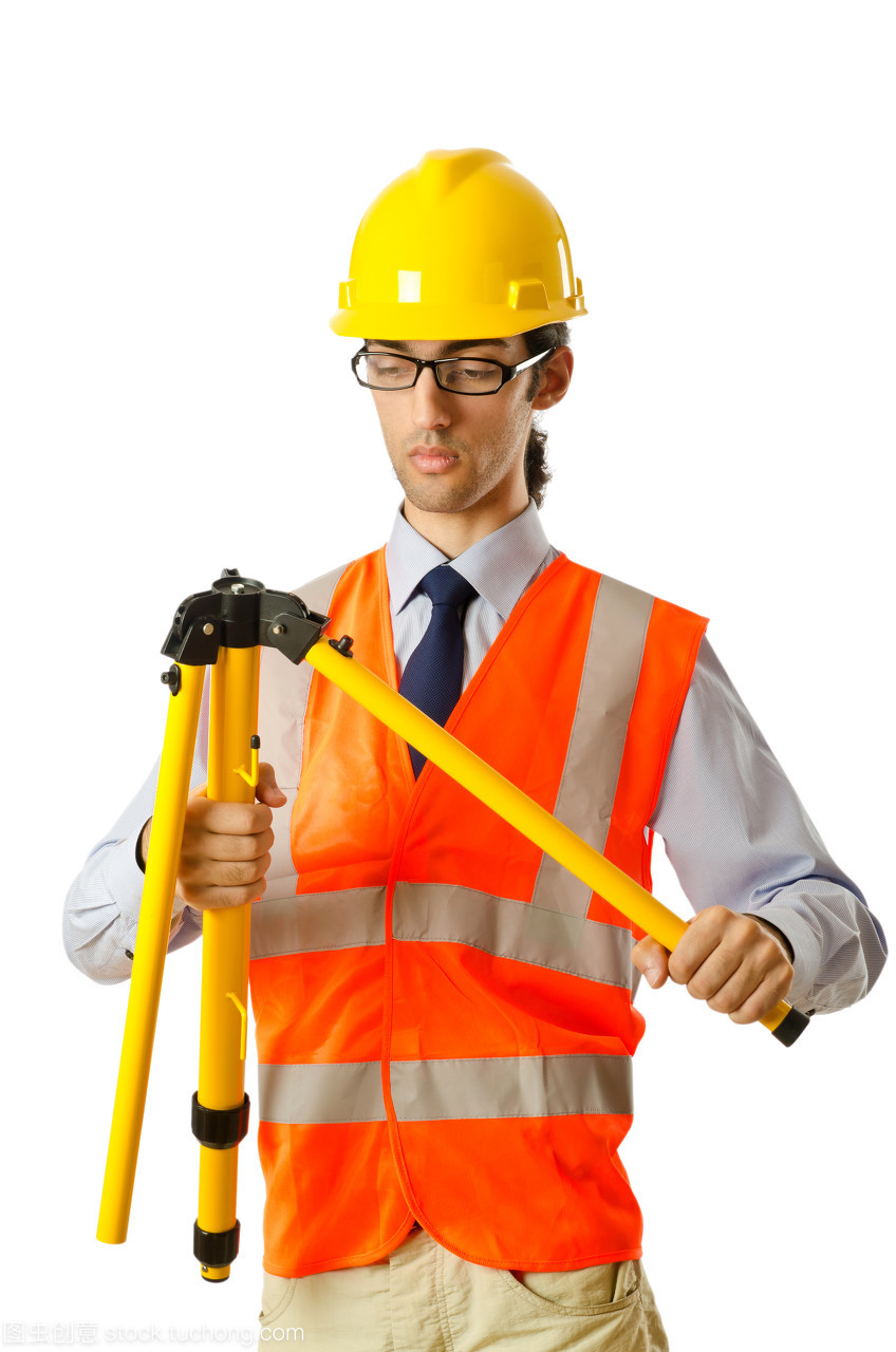 坚守与革新 现代工程建设中的专业承包者群像